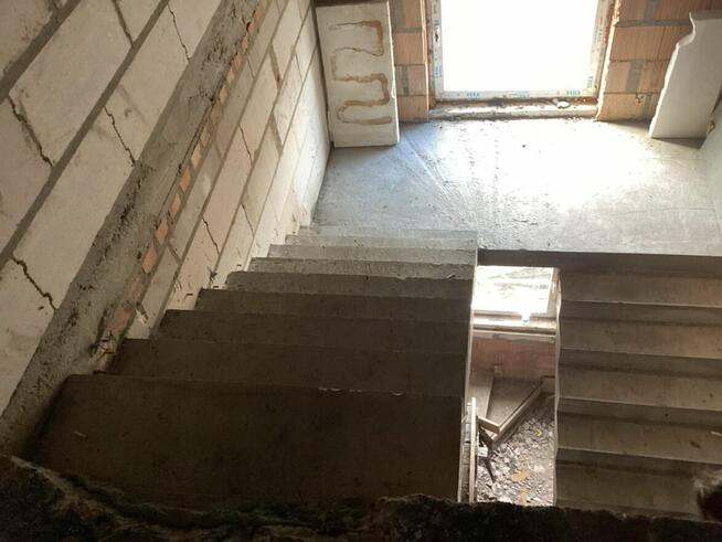 !OKAZJA! 3.581 zł/m² Budynek 296 m² z potencjałem – 3 niezal