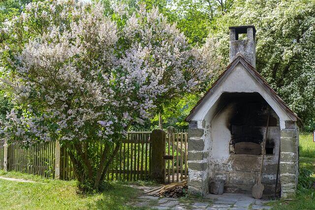 Piece kaflowe, ceglane, grille, paleniska, wędzarnie