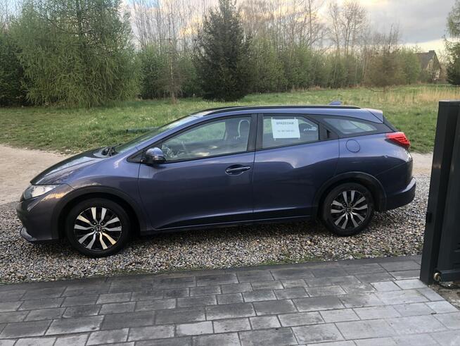 Bezwypadkową i bezawaryjną Hondę Civic Tourer SPRZEDAM!