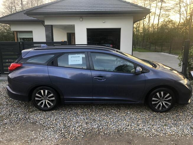 Bezwypadkową i bezawaryjną Hondę Civic Tourer SPRZEDAM!