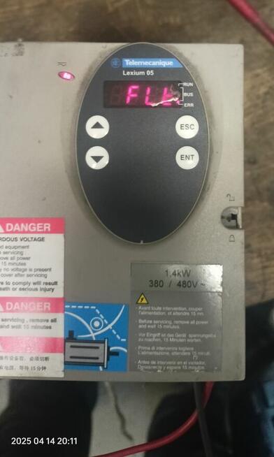 Inverter Schneider LXM05BD14N4