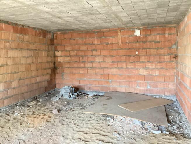 !OKAZJA! 3.581 zł/m² Budynek 296 m² z potencjałem – 3 niezal