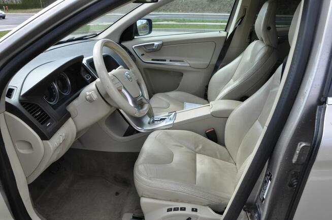 Volvo XC60 bezwypadkowe, bez wkładu finansowego