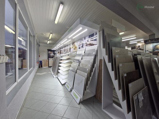 Białogard, przestronny lokal handlowo-usługowy.