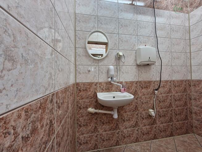 Białogard, przestronny lokal handlowo-usługowy.