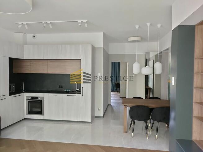 Piękne mieszkanie w samym Centrum, Złota 75a