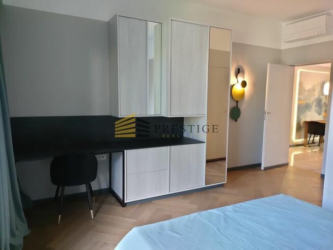 Piękne mieszkanie w samym Centrum, Złota 75a