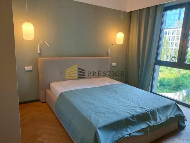 Piękne mieszkanie w samym Centrum, Złota 75a