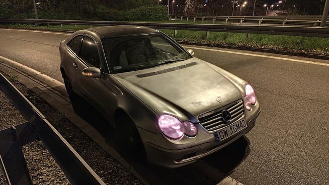 Mercedes-benz c180 w203 coupe