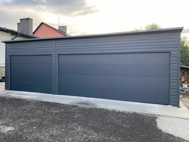 Garaże blaszane z płyty warstwowej