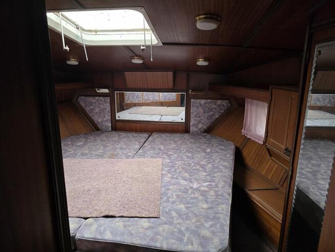 Na sprzedaż houseboat do remontu