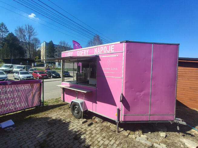 Wyposażona lodziarnia, gotowy biznes