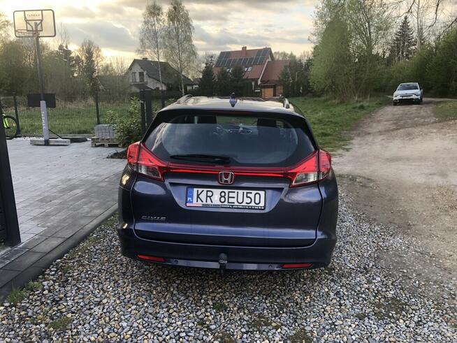 Bezwypadkową i bezawaryjną Hondę Civic Tourer SPRZEDAM!