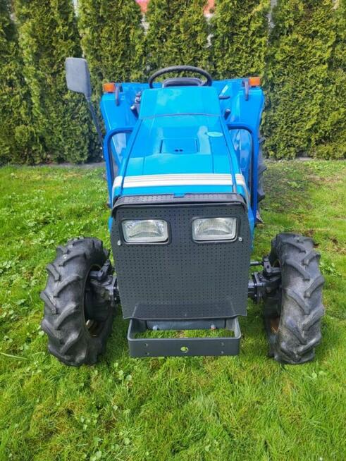 Mini Traktor Iseki 4X4/ 27 km