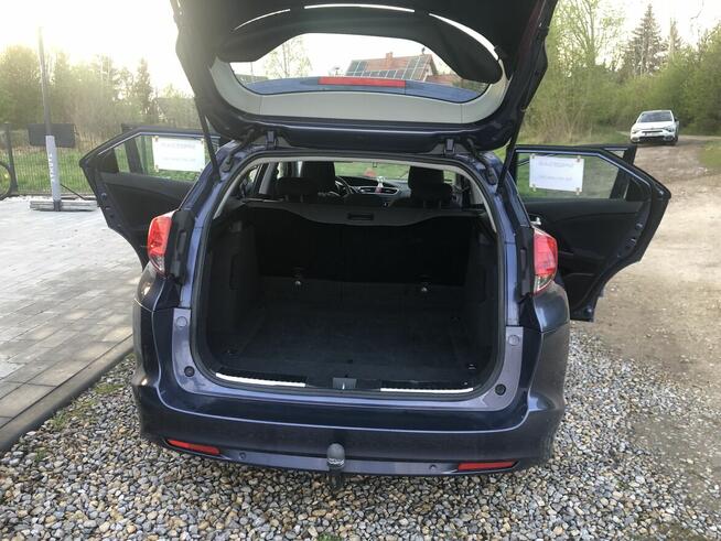 Bezwypadkową i bezawaryjną Hondę Civic Tourer SPRZEDAM!
