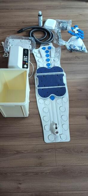 Sprzedam mate do hydromasażu Mega Whirl+. Cena2500