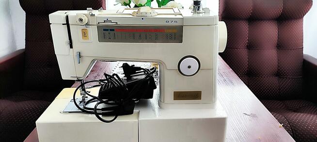 Maszyna do szycia łucznik 875 sprawna