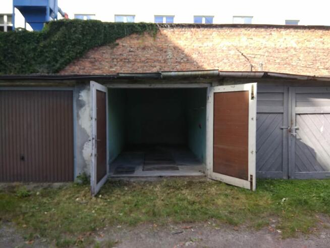 Sprzedam garaż (Wrocław, Śródmieście)