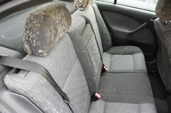 Skoda Octavia, rok prod. 2004, nr rej. KR655CJ