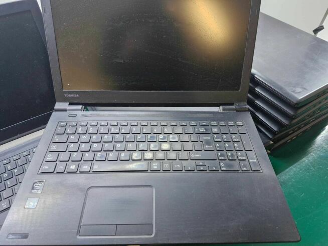 Zestaw Laptopów Toshiba - 11 sztuk!!