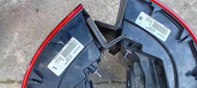 Sprzedam lampy do W212 combi USA Led, rok 2015 cena 400 zł.