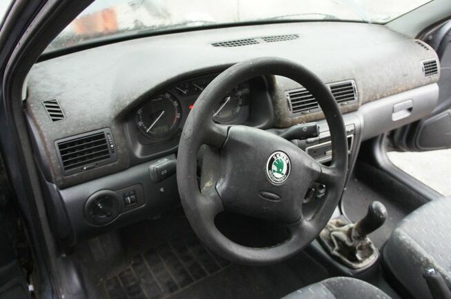 Skoda Octavia, rok prod. 2004, nr rej. KR655CJ