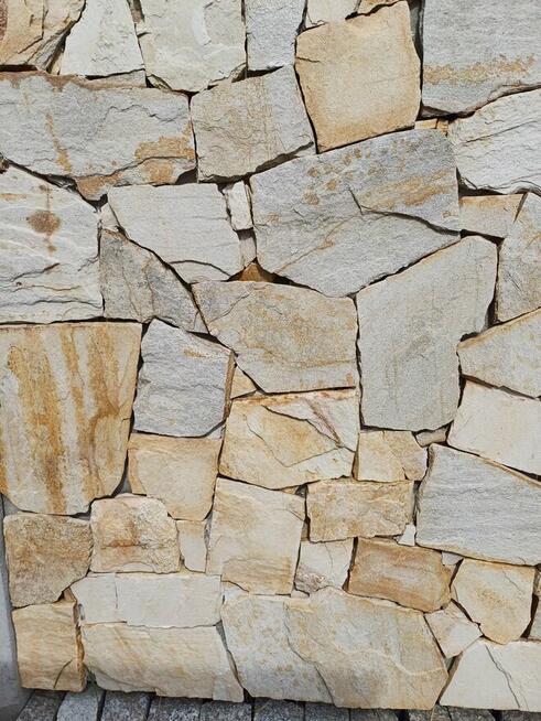 Gnejs miodowy 1-3 cm