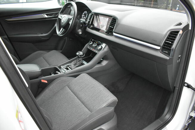 1,5 B AUTOMAT AKYWNY TEMPOMAT LED EL.KLAPA PODG.KIEROWNICA P