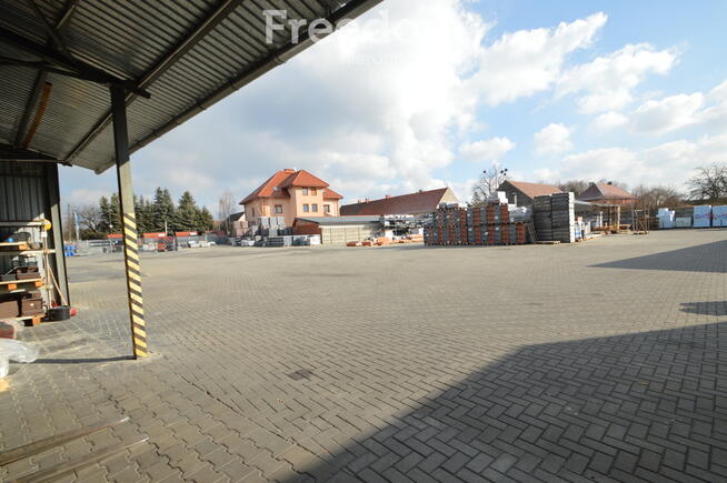 Budynek handlowo-usługowy w Dobrzeniu Wielkim