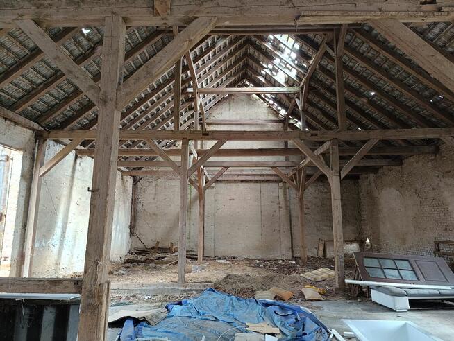 Sprzedam stodołę do rozbiórki