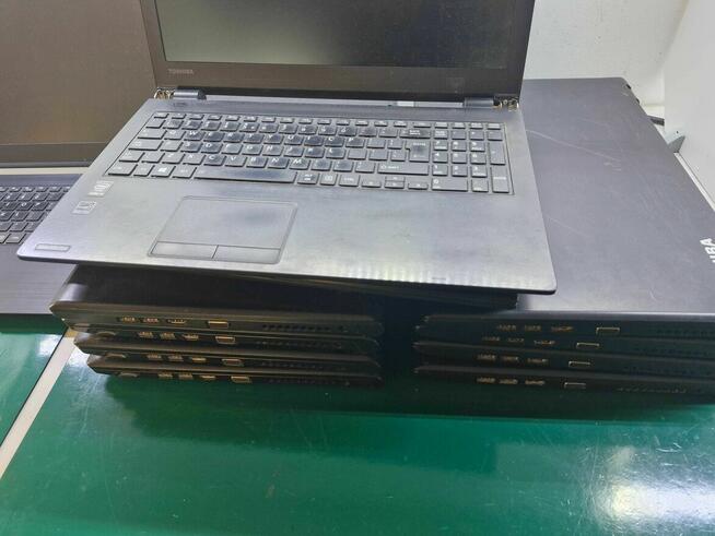 Zestaw Laptopów Toshiba - 11 sztuk!!