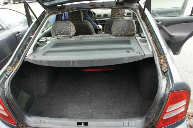 Skoda Octavia, rok prod. 2004, nr rej. KR655CJ