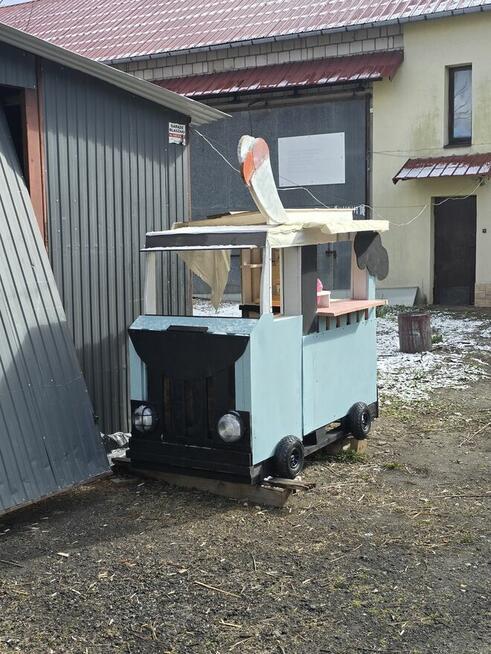 Dzieci food truck kuchnia blotna ogród