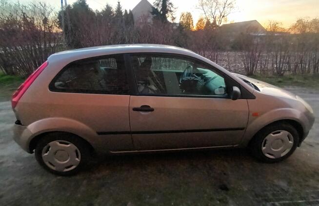 Sprzedam Forda Fiestę