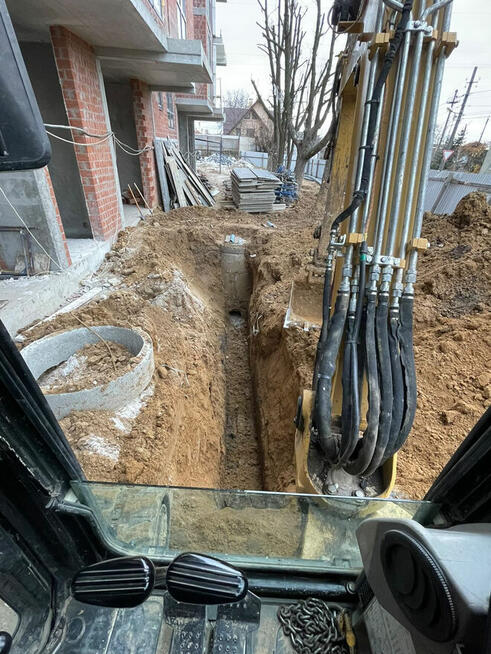 Usługi minikoparką Warszawa i okolice