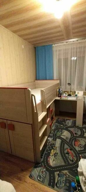 Komplet mebli Gumi-łóżko z biurkiem, szafa, komoda, regał