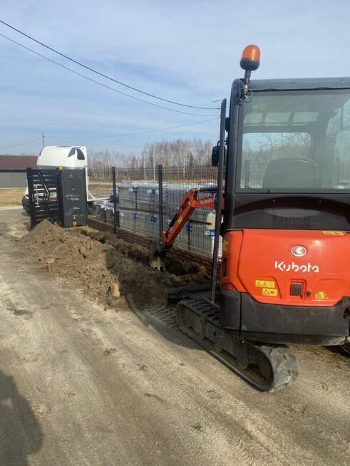 Usługi minikoparką