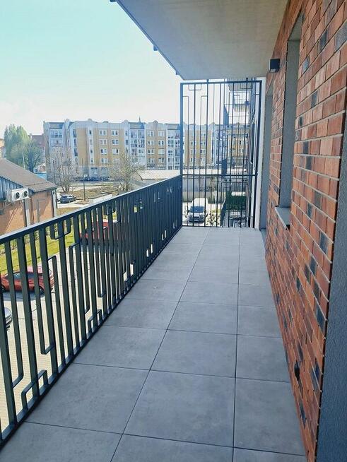 2 pokoje, 47m2, II p, duży balkon, os.Tarasy Bernardyńskie