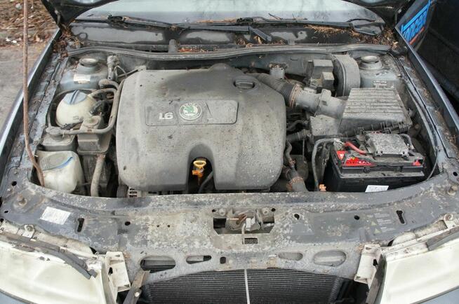 Skoda Octavia, rok prod. 2004, nr rej. KR655CJ