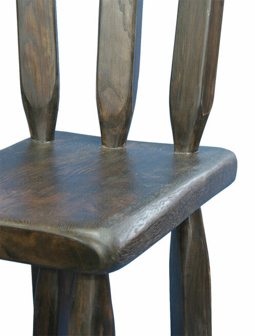 Dębowe krzesło mocne i trwałe z solidnych części. PROducent.