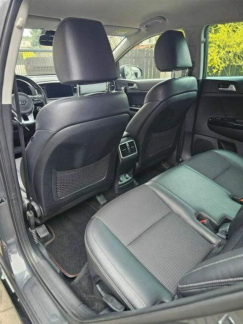 Kia Sportage 4x4/gwarancja do 2028/serwis ASO/KEY LESS/navi/grz fotele/kamera/FULL