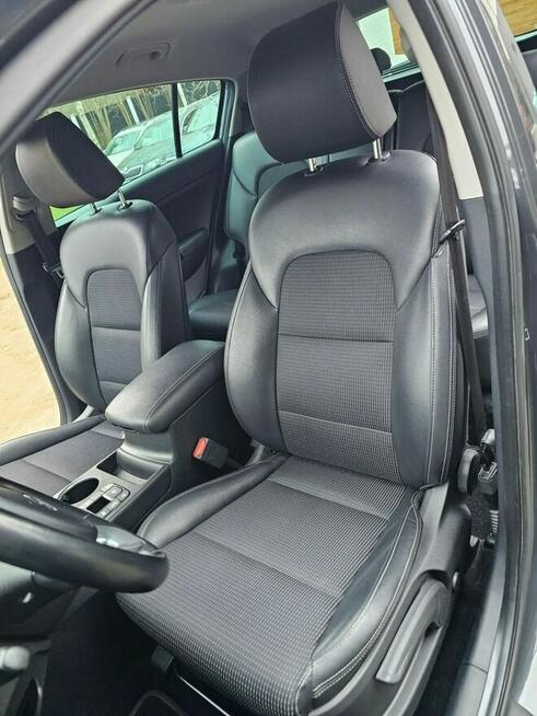 Kia Sportage 4x4/gwarancja do 2028/serwis ASO/KEY LESS/navi/grz fotele/kamera/FULL