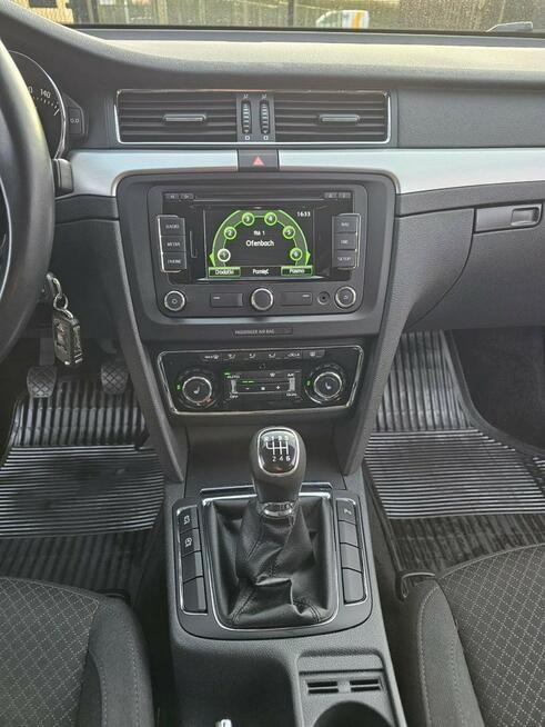 Škoda Superb LIFT/doskonały stan/grz.szyba/grz.fotele/NAVI/klima/XENON/ALU