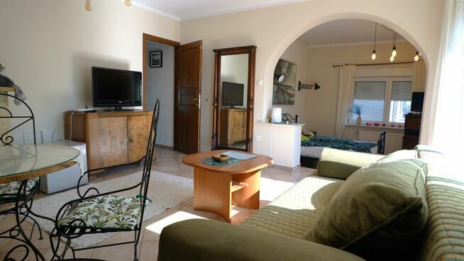 Dom Kołobrzeg Zachodnia, Wylotowa