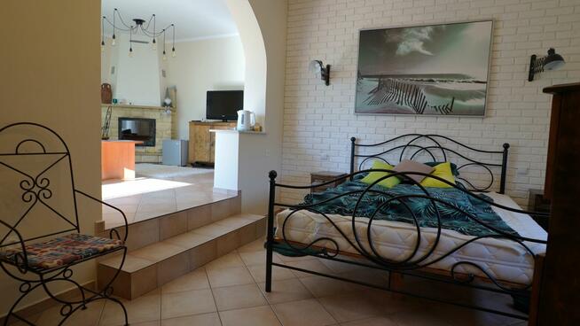 Dom Kołobrzeg Zachodnia, Wylotowa