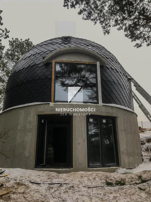 Działka Budowlana 4000 m2 z Rozpoczętą Budową Domu