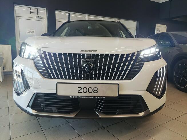 Peugeot 2008 GT Hybrid 145 KM Automat