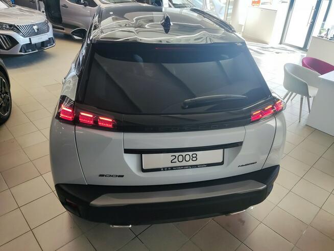 Peugeot 2008 GT Hybrid 145 KM Automat
