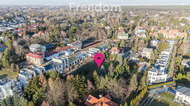 Idealna działka pod dom lub usługi – Mysiadło.