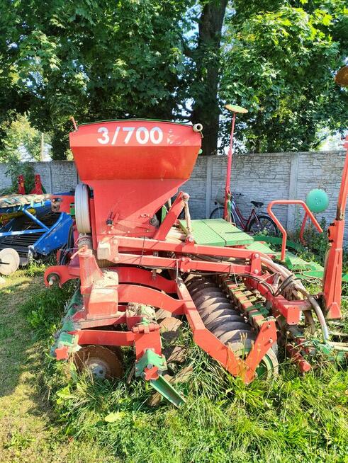 Siewnik Unia Focus 3 m zawieszany